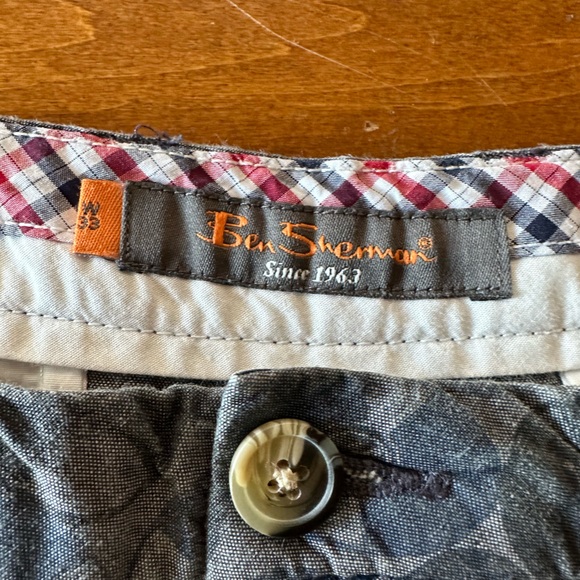 Three pair bundle of men’s size 33 shorts - Ben Sherman and Eddie Bauer - Picture 12 of 14